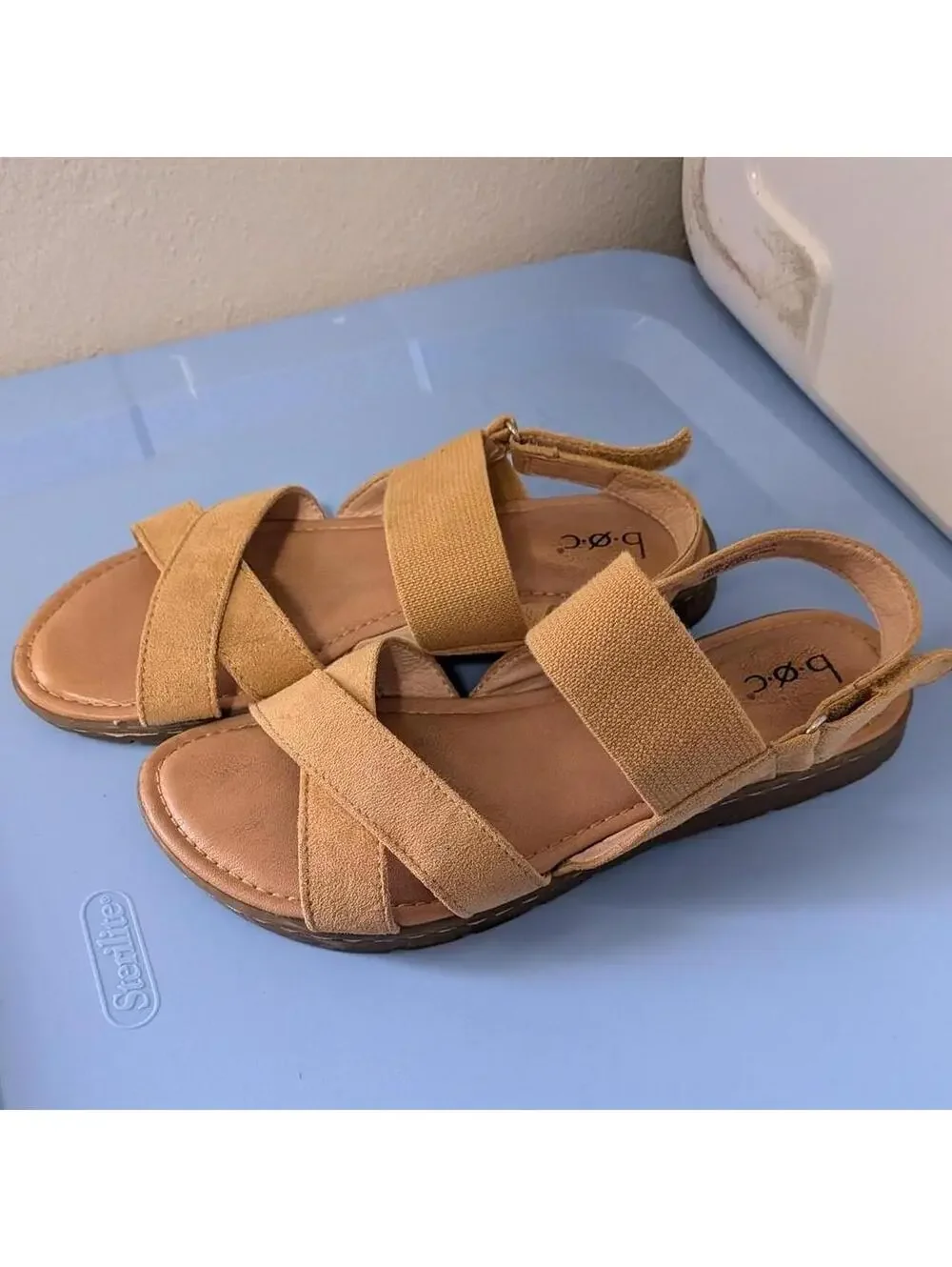 B.O.C. Women's Yellow and Tan Sandal